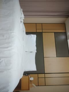 探花_打响年终最后一炮,网约外围,极品00后,清秀苗条,猛男出屌,润滑油辅助干高潮爽死了.