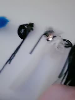 清纯_全身抹精油掰穴扣弄,翘起大屁股假屌摩擦,舔假屌展示口活,浴缸泡澡长腿诱惑.