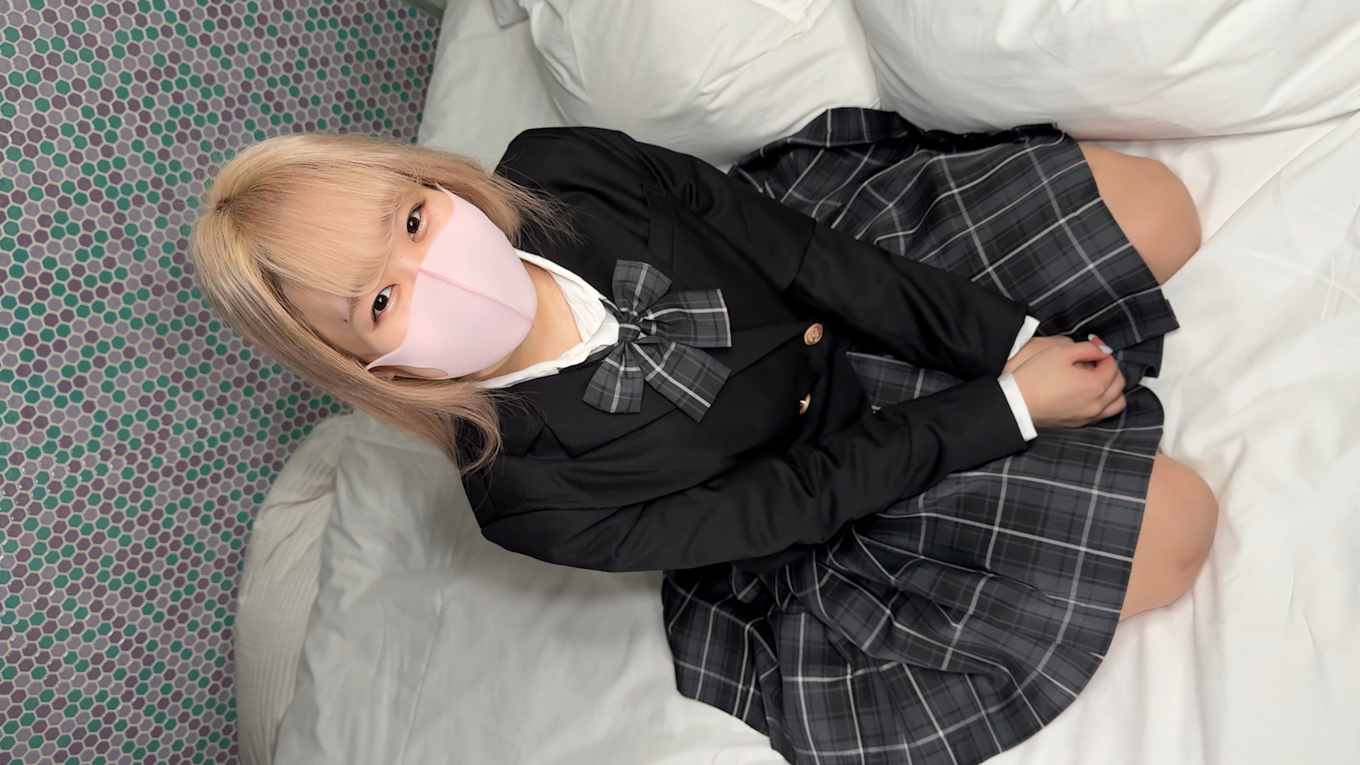 FC2-4335196 現·役J〇超天使な塾生と講義終わりラブホに! 『中出していい?』『先生さすがに中はダメ