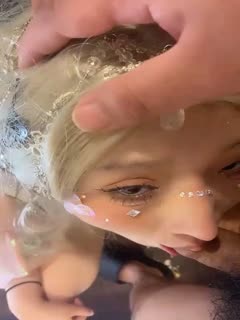 2#超美Coser扮演美人鱼，颜值绝佳，口交两小时，艹逼十分钟，这男的不太行呀